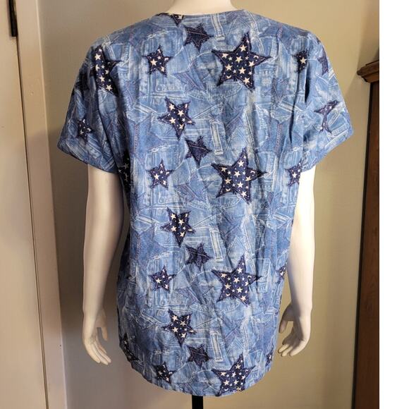 Mad About Scrubs Blue Stars Cotton Scrub Top Large Graphic Patriot Workwear - Picture 5 of 10